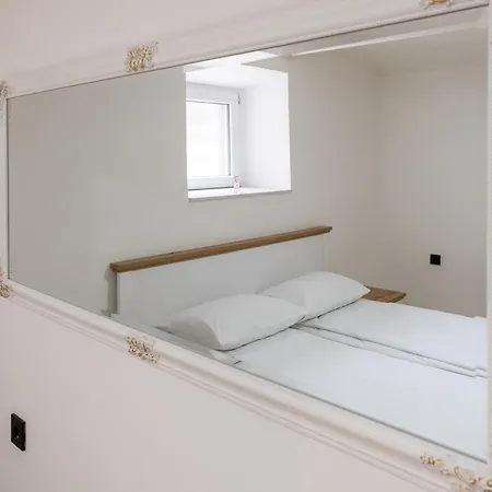 Mrsmith Apartament *